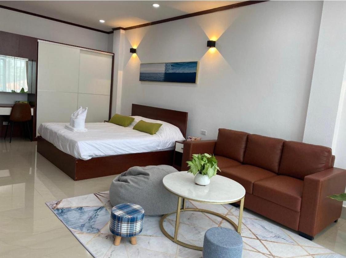 Artist Golden Loft Paris - Vientiane Homestay Duplex Triplex Екстериор снимка